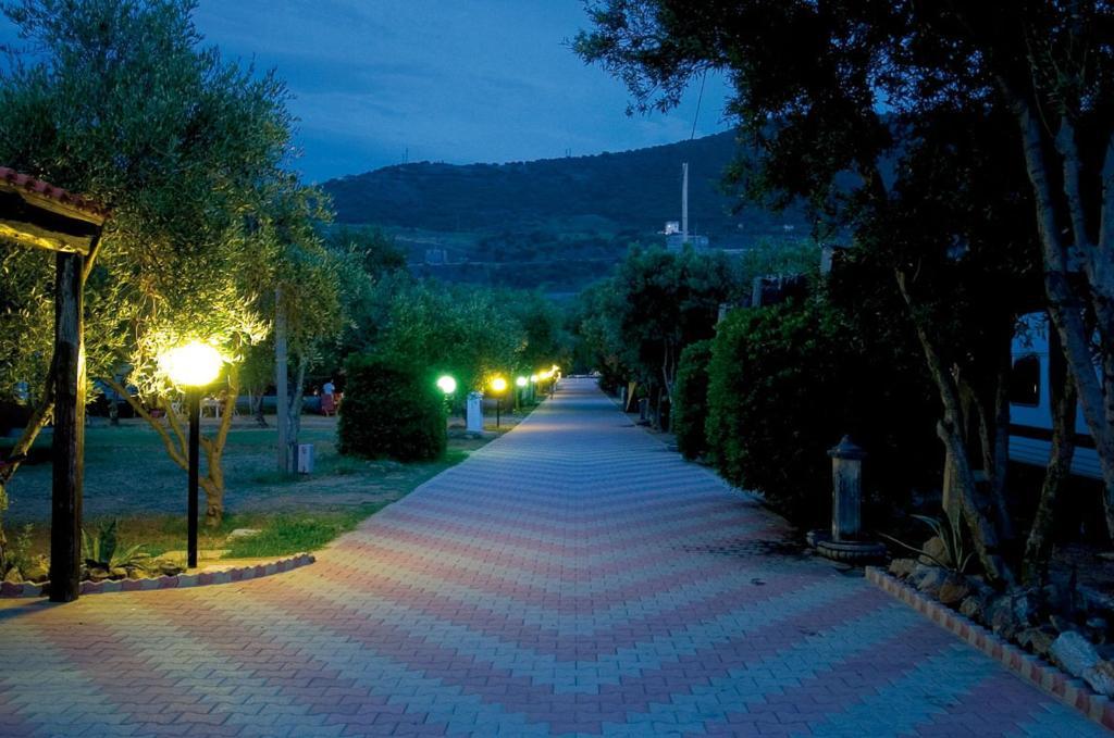 Napeto Village Pizzo  Buitenkant foto